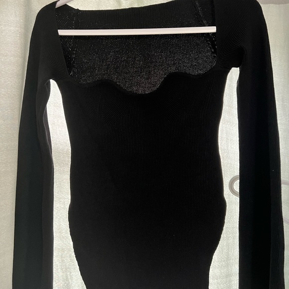 Black top - Picture 2 of 3